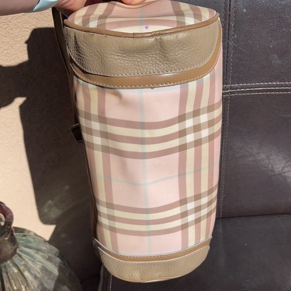 Burberry vintage pink Nova check barrel bag - Picture 3 of 11